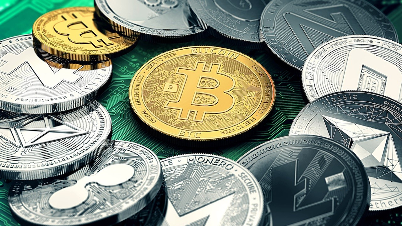 Bitcoin Yeni Rekorlara Yükselirken Diğer Kriptolar Hareketleniyor