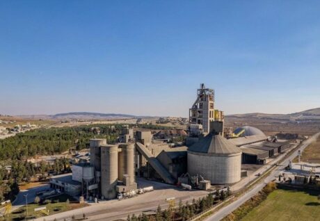 Limak Doğu Anadolu Çimento Ergani Fabrikası’nı Devraldı