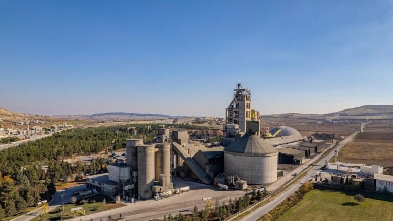 Limak Doğu Anadolu Çimento Ergani Fabrikası’nı Devraldı